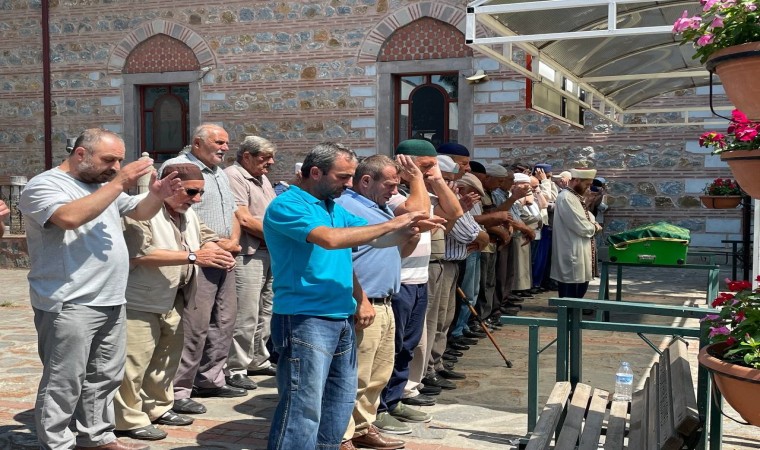 Kısa mesafe kavgasında hayatını kaybeden Faslı adam İznikte defnedildi