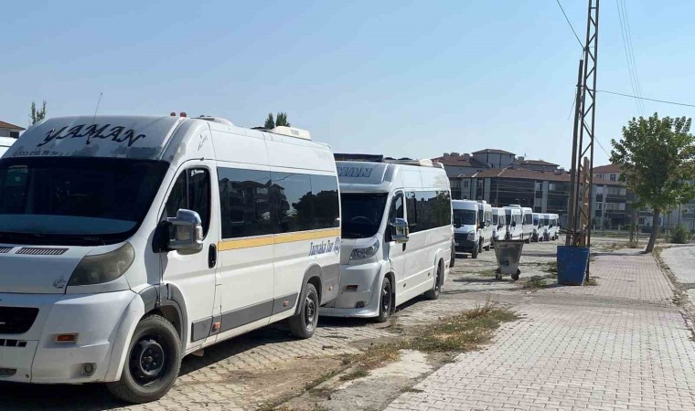 Kuluda okul servis araçları denetlendi