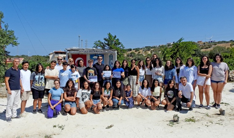 LGSde başarı gösteren Çeşmeli 46 öğrenci ve velileri kahvaltıda ağırlandı