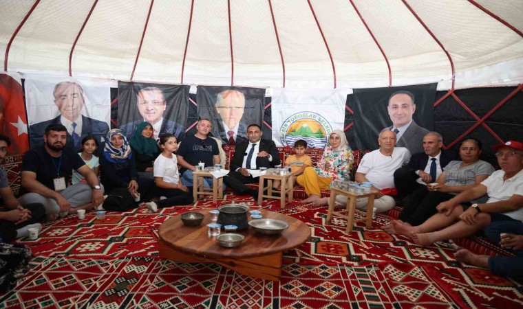 Malazgirt Zaferi etkinliklerinde Toroslar Belediyesinin otağı büyük ilgi gördü