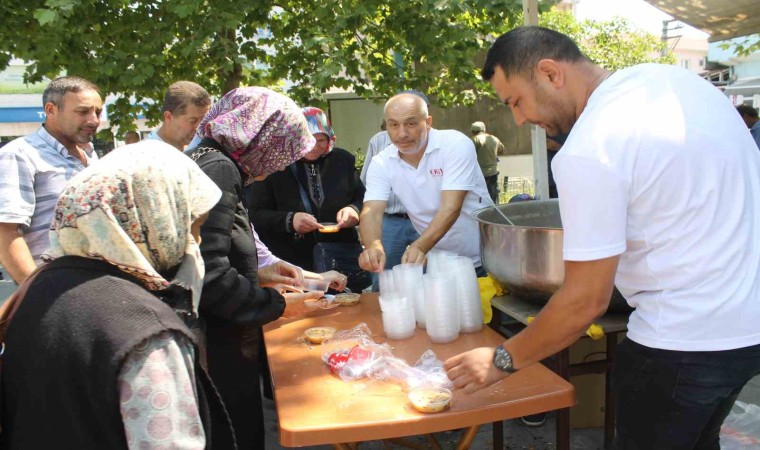 Manyasta aşure hayrı