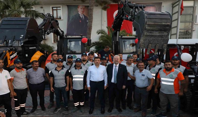 Menemen Belediyesi 100 yeni araç aldı