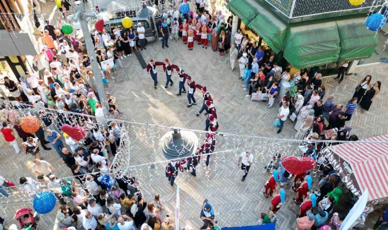 Müzik ve dans İzmitin dört bir yanında