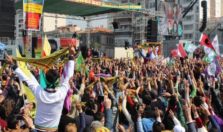 Nevruz etkinliğinde terör propagandası yapan konuşmacı gözaltına alındı