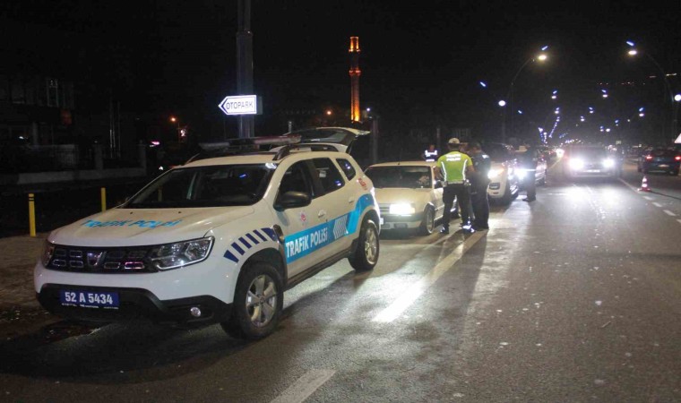 Orduda polis ekiplerinden ‘Huzur-52 uygulaması