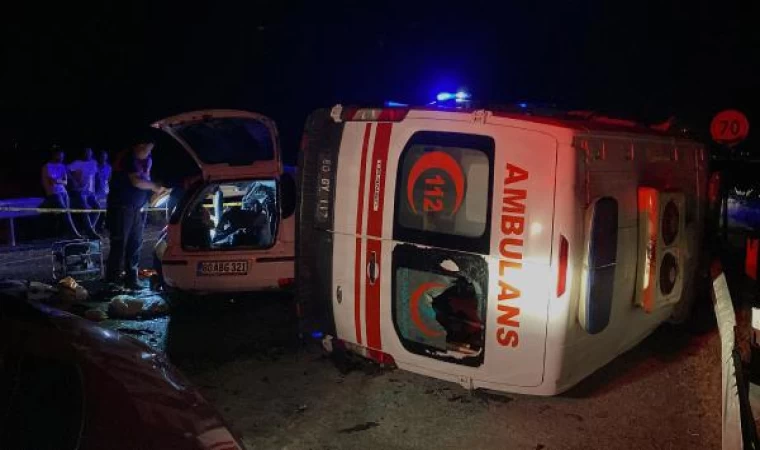 Osmaniye’de ambulans ile otomobil çarpıştı: 3 ölü, 3 yaralı