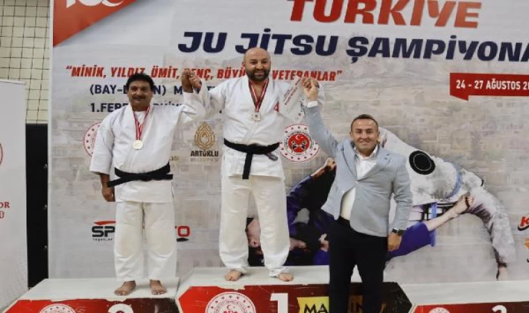 (ÖZEL) Türkiye Ju Jitsu Şampiyonası’nda 30 madalya kazanan Mardinli sporcular, rekor kırdı