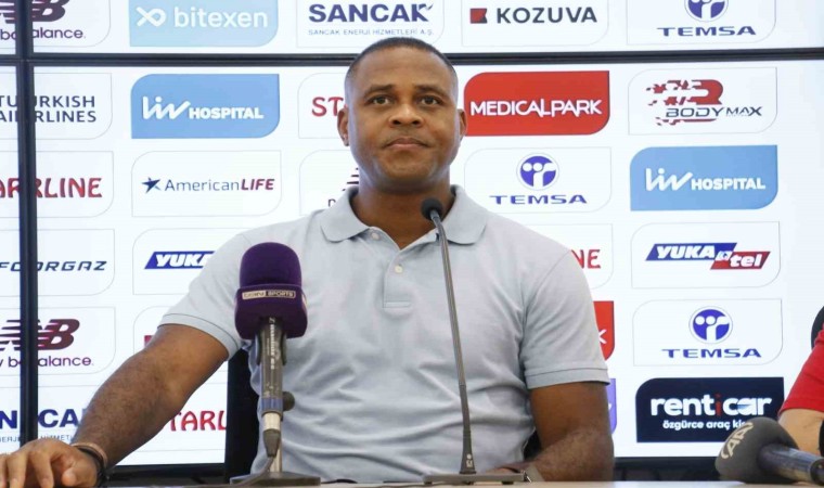 Patrick Kluivert: ”3 puanın Adanada kalması bizim içim çok önemliydi”