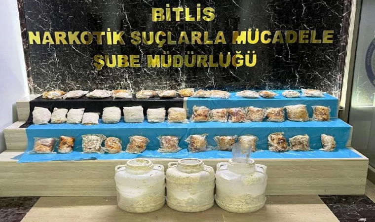 Peynir bidonlarından 9 kilo 317 gram esrar çıktı