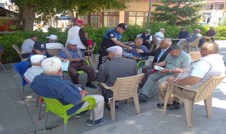 Polis vatandaşları İletişim Yoluyla Dolandırıcılık Konusunda Uyardı