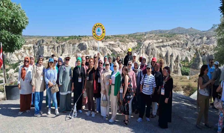 Pursakların hanımları tarihe yakından tanıklık ediyor