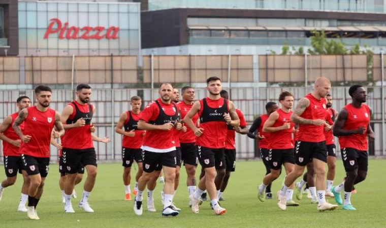 Samsunspor’un Sivasspor maçıyla biten Süper Lig serüveni yine Sivasspor ile başlıyor