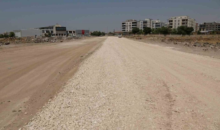 Şanlıurfa Büyükşehirden Viranşehirde yol çalışması