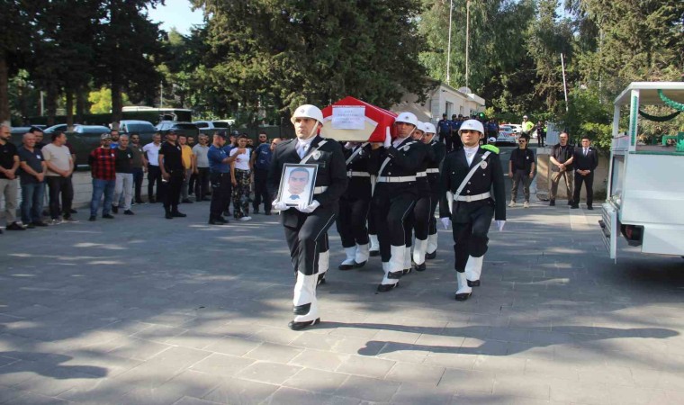 Şehit polis memleketine uğurlandı