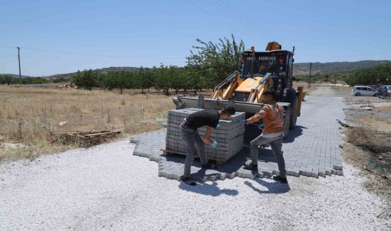 Şehitkamilden Ağaçlı Boyno Mahallesine kilitli parke taşı