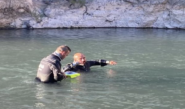 Serinlemek için çaya giren Doğanay, boğuldu