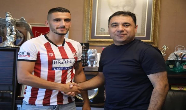 Sivasspor, Achilleas Poungouras’la 2 yıllık sözleşme imzaladı