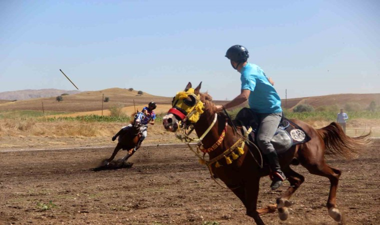 Sivasta ata sporu cirit heyecanı