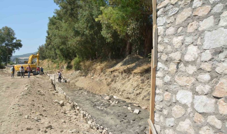 Söke Çayında yeniden çalışmalar başladı