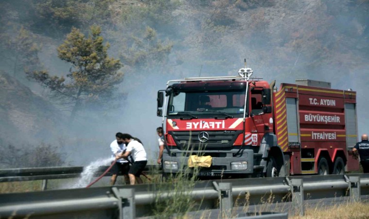 Sökede çıkan yangın korkuttu