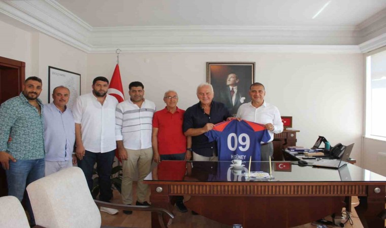 Sökespor yönetiminden Kaymakam Güneye ziyaret