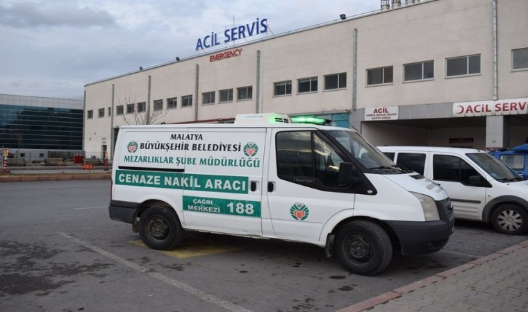 Tartıştığı husumetlisini silahla vurarak öldürdü