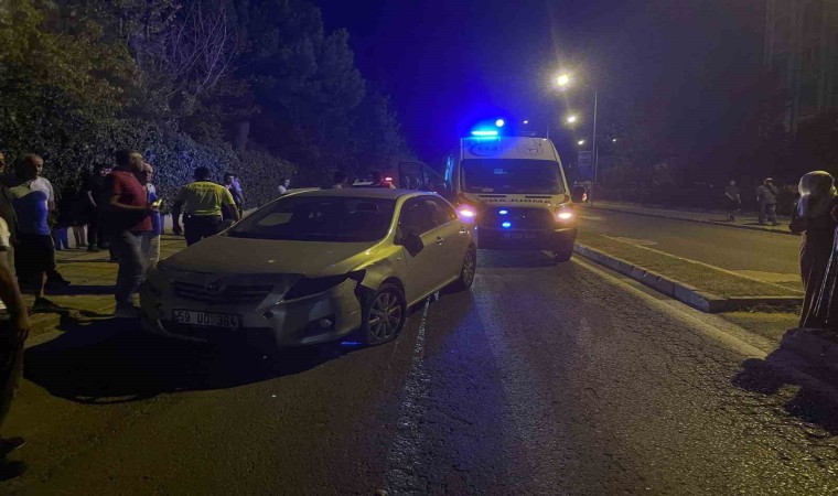 Tekirdağda otomobilin çarptığı motosikletli kurye yaralandı