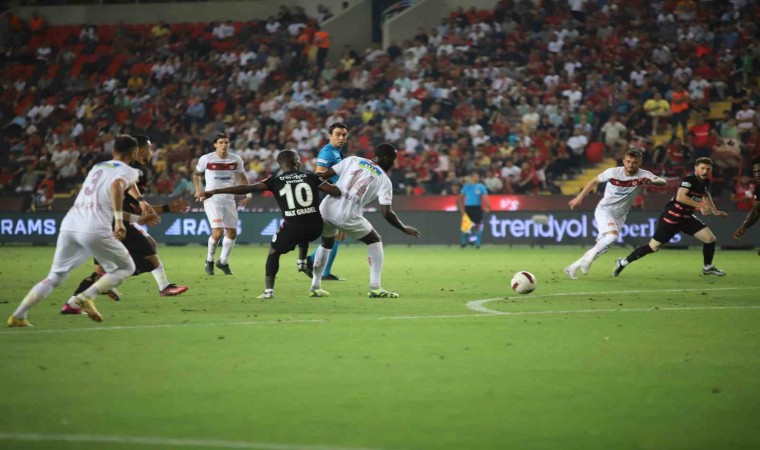 Trendyol Süper Lig: Gaziantep FK: 1 - Sivasspor: 3 (Maç Sonucu)