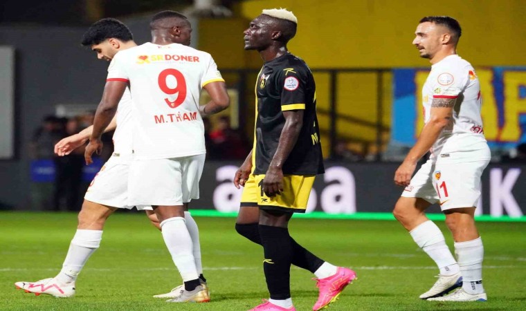 Trendyol Süper Lig: İstanbulspor: 1 - Kayserispor: 1 (Maç sonucu)