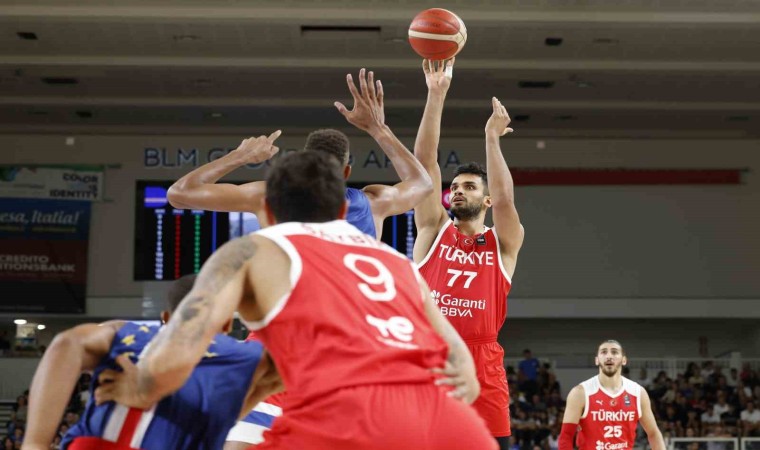 Trentino Basket Cup: Türkiye: 90 - Yeşil Burun Adaları: 63