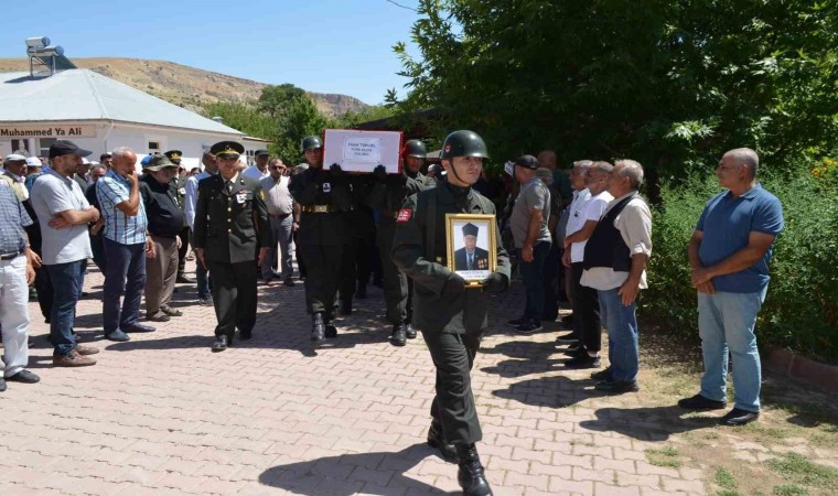 Tuncelide hayatını kaybeden Kore gazisi son yolculuğuna uğurlandı