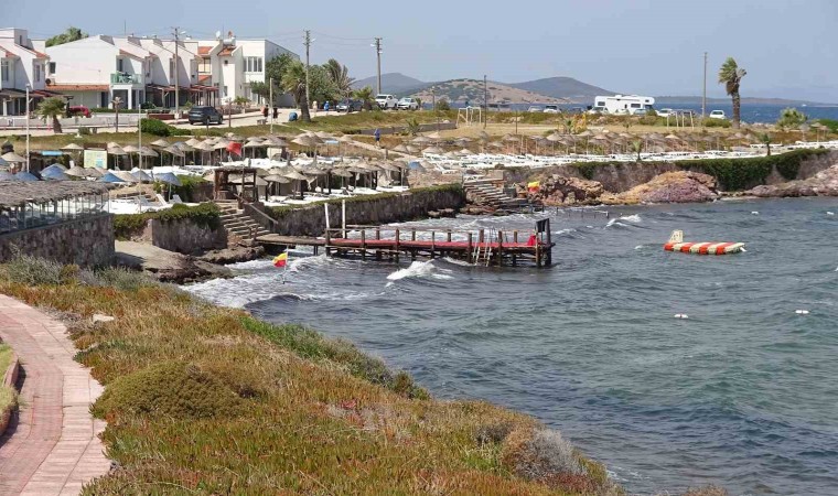 Türkiyenin önemli turizm merkezlerinden Ayvalık iki mavi bayrağını kaybetti