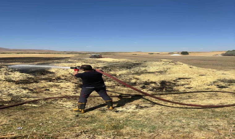 Tuşbada yangın: 30 ton saman zarar gördü