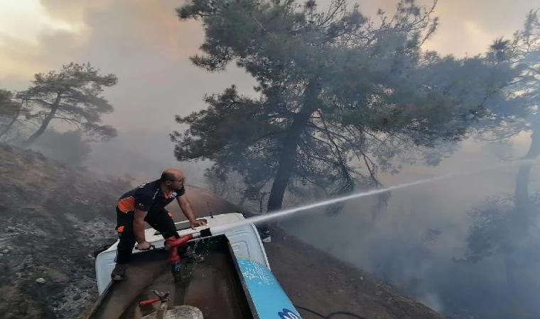 Tuzla Belediyesi’nden Çanakkale’de yangın söndürme çalışmalarına destek