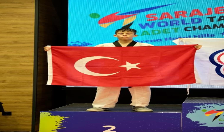 Utku Kap, Dünya Yıldızlar Taekwondo Şampiyonası’nda gümüş madalya kazandı