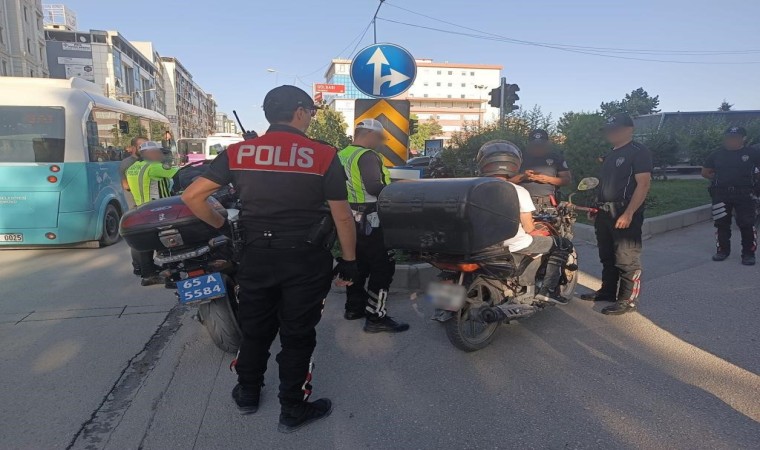 Vanda değişik suçlardan 16 kişi tutuklandı