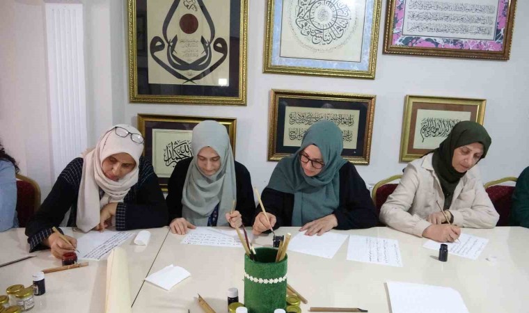 Vanda geleneksel Türk İslam sanatlarına yoğun ilgi