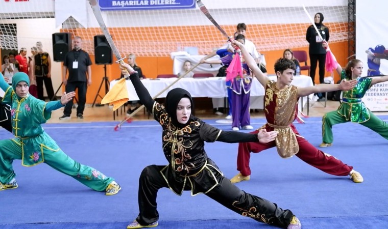 Wushu Kung Fu şampiyonası nefes kesti