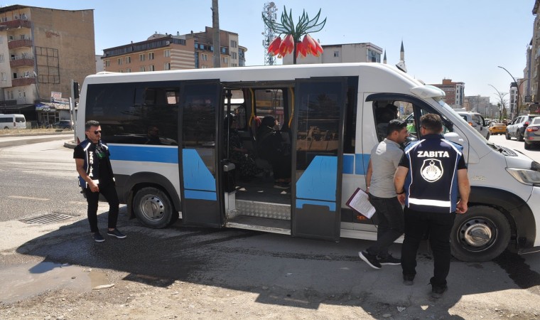 Yüksekovada şehir içi servisler denetlendi