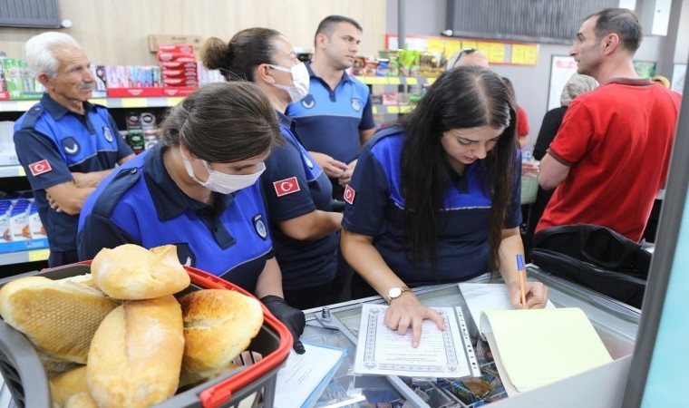 Zabıtadan marketlere ekmek gramaj denetimi