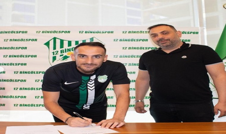 Zeki Korkmaz 12 Bingölsporda