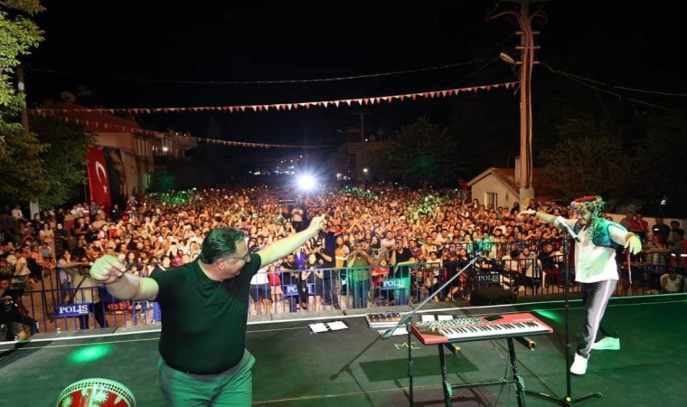 Zeybekler diyarı Tavasta muhteşem bir festival gerçekleşti