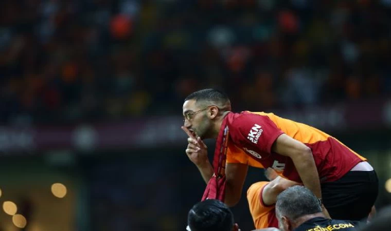 Ziyech, Galatasaray taraftarlarıyla buluştu