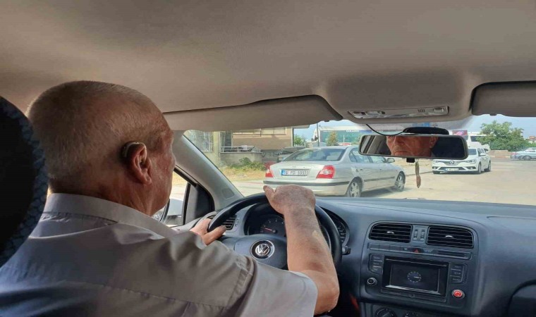 73 yaşındaki sürücü 30.denemesinde ehliyetine kavuştu