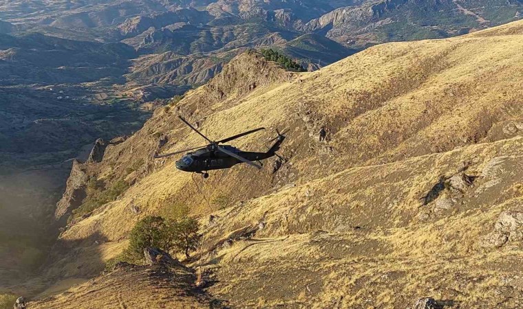 Adıyamanda 2100 yıllık tarihi eserler helikopter ile taşındı