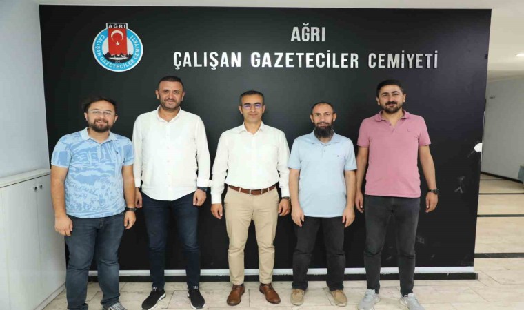 Ağrı Gençlik ve Spor İl Müdürü Din, Çalışan Gazeteciler Cemiyetini ziyaret etti