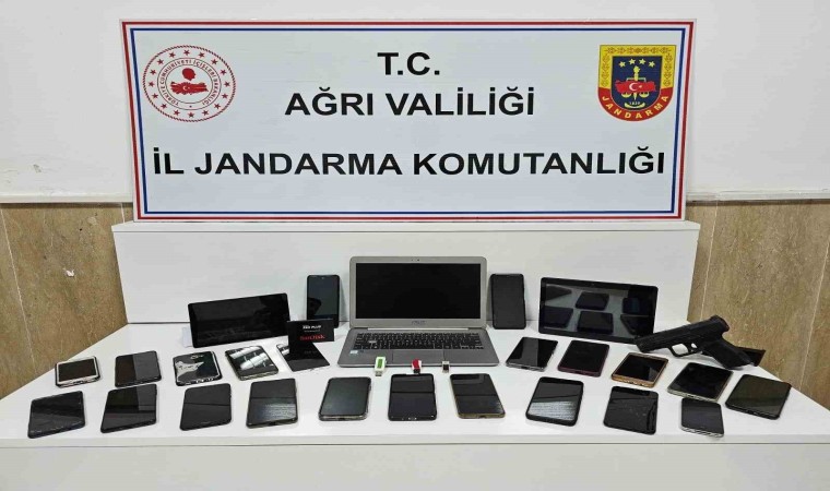 Ağrıda 9 dolandırıcı tutuklandı