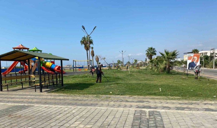 Akdenizde park, bahçe ve yeşil alanlar yenileniyor