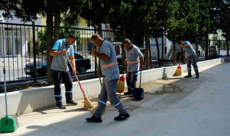 Altıeylülde okullarda temizlik seferberliği