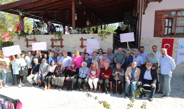 Alzheimer Yaşam Evinde hastalık değil, sevgi var